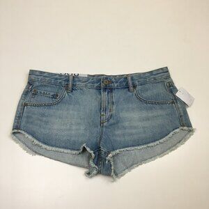 NWT BDG Urban Outfitters 5 Pocket Dolphin Low Rise Raw Edge Hem Denim Shorts